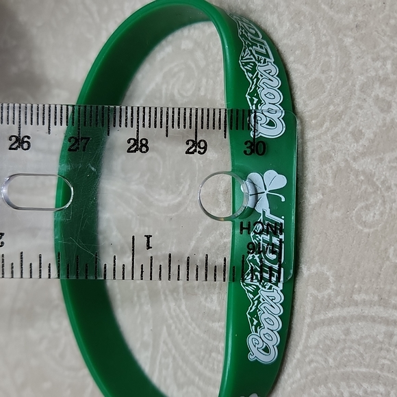 Coors light St. Patricks Day rubber bracelets, set of 5, NEW - Picture 5 of 6